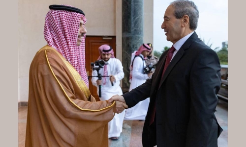 Saudi readies Arab talks on Syria as Mideast diplomacy shifts