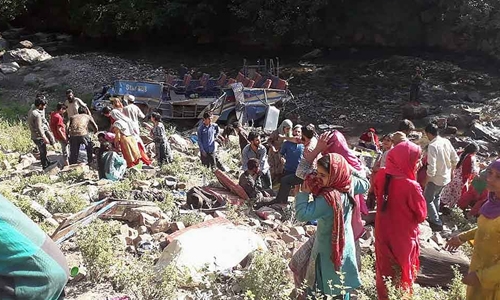 35 dead as bus plunges into gorge in Kashmir