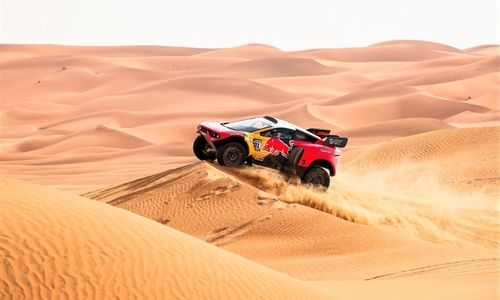 Master of the empty quarter: Loeb makes it five stage wins in a row