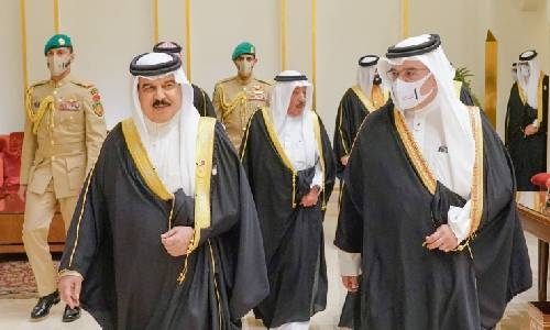 His Majesty King Hamad calls for regional solidarity, stability and unity at GCC Summit