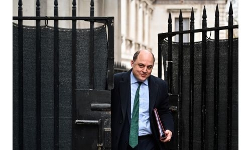 UK defence secretary 'to quit before next govt reshuffle'