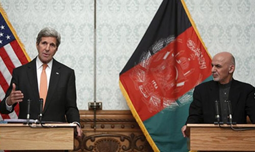 Kerry calls on Afghan Taliban 'to enter into a peace process'