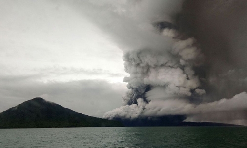 Indonesia hikes danger level for deadly tsunami volcano