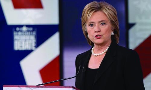 Clinton urges war on Islamic State, not Muslims