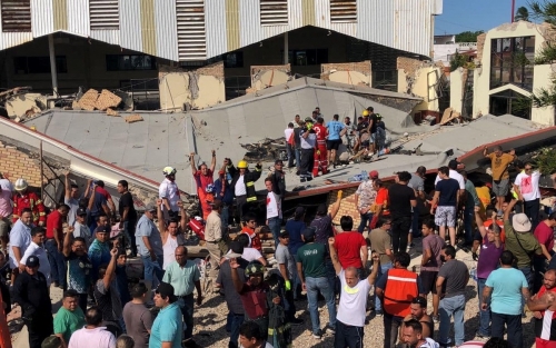 At least 10 killed in Mexico church roof collapse