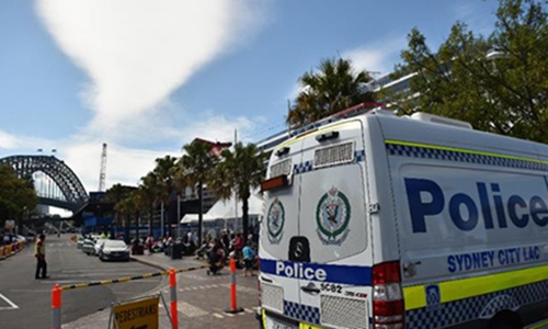 Siege in Sydney ends  with gunman found dead