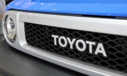 Toyota falls behind VW in world's biggest automaker race