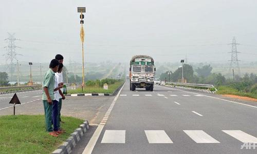 Indian killer road creates village of widows
