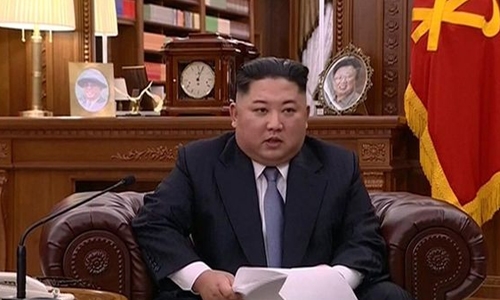 Kim considers change of tack