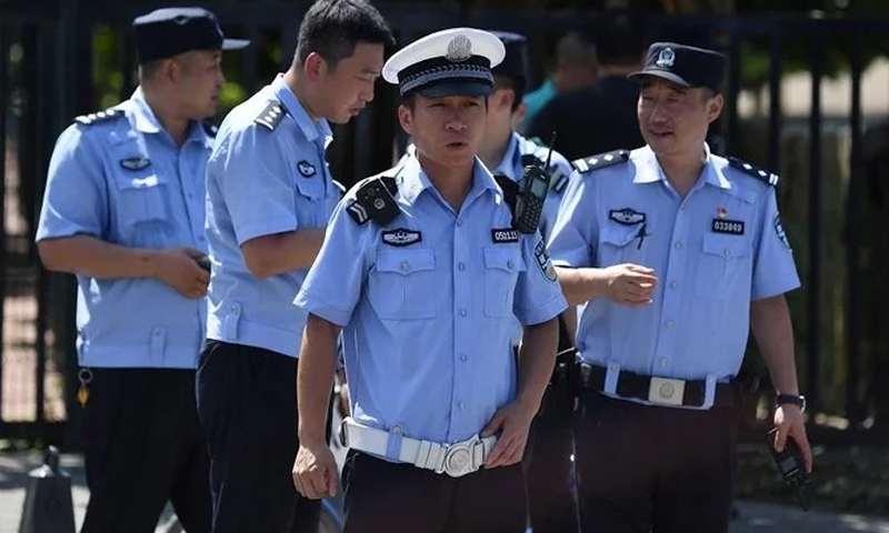 Chinese police arrest 46 over schooling protest