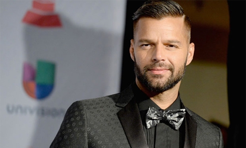 Ricky Martin announces engagement to Arab artist