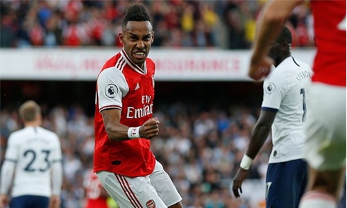 Aubameyang rescues point for Arsenal