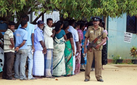Sri Lanka deploys thousands of police on election eve