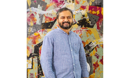 Bahrain resident Artist Sudeep Deshpande driven by unending endeavours to sketch life’s complexities 