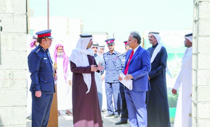 Southern Governor visits Zallaq area