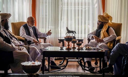 Former Afghan president Karzai meets Taliban faction chief Anas Haqqani