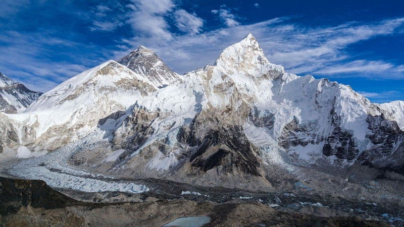 China shuts down Mount Everest to climbers amid coronavirus outbreak