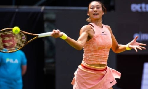 Zheng overpowers Osaka on grass with salvo of aces