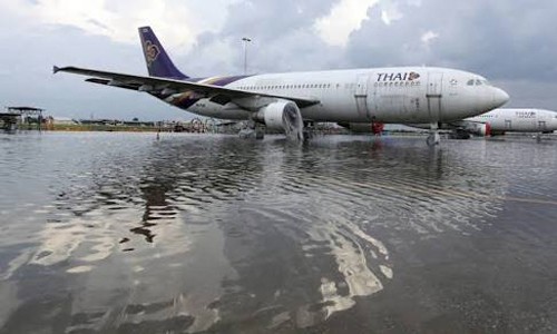 India's Chennai hit by fresh rain and deadly flooding