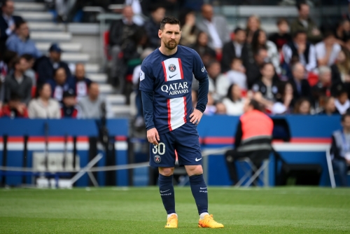 Messi mulls international retirement, but not quite yet