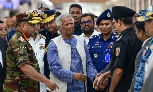 Nobel winner Yunus returns to Bangladesh to lead new government