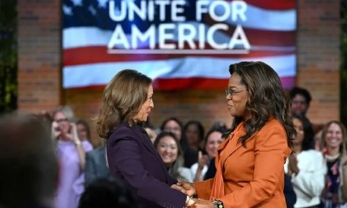 Harris and Oprah hold star-studded US election rally