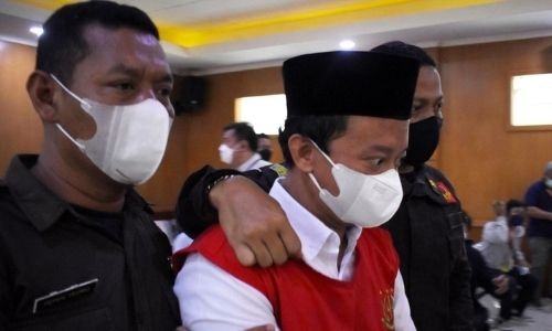 Principal sentenced to death in Indonesia for raping 13 girls