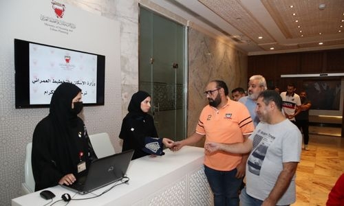 Distribution of housing units begins in East Sitra