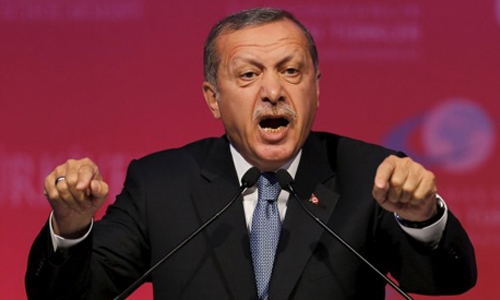 Turkey prosecutes nearly 2,000 for insulting president