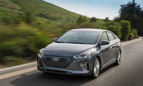 Hyundai confirms IONIQ Hybrid launch