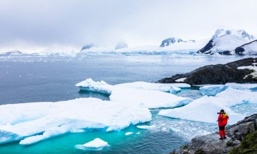 ‘Frozen in time’ landscape discovered under Antarctic ice