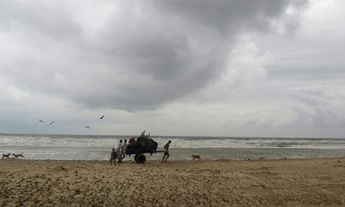 Bangladesh rescues 24 more cyclone survivors from sea