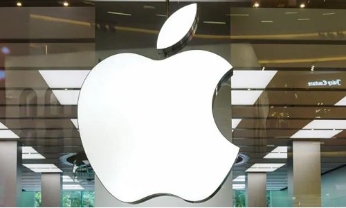 Chinese engineer charged in theft of Apple car secrets