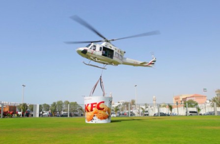 Helicopter delivery surprises Dubai beachgoers