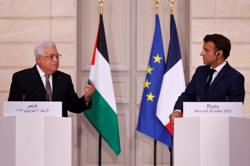 France calls for resumption of Israel-Palestine peace talks to prevent simmering tensions