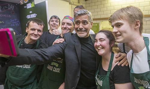 Clooney grabs bite at UK sandwich shop helping homeless