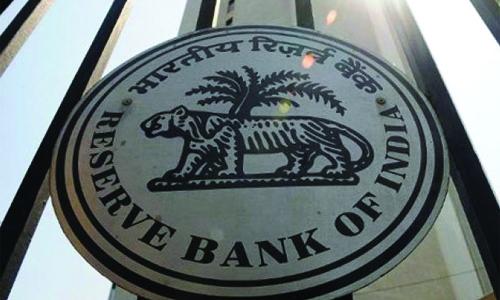 India's central bank keeps interest rates unchanged