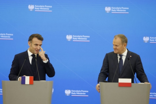 Macron, Tusk discuss idea of foreign peacekeepers in Ukraine 