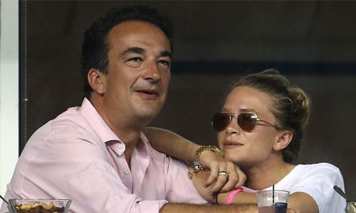 Mary-Kate Olsen marries Olivier Sarkozy