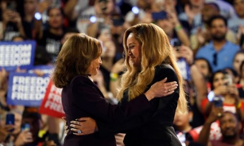 Beyonce boosts Harris at abortion rights rally in Texas