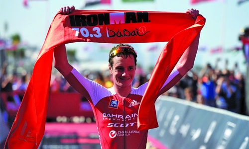 Brownlee wins in Dubai 