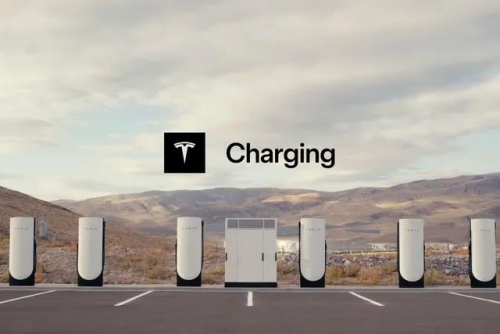 Tesla's V4 superchargers to deliver 500 kW speeds next year 