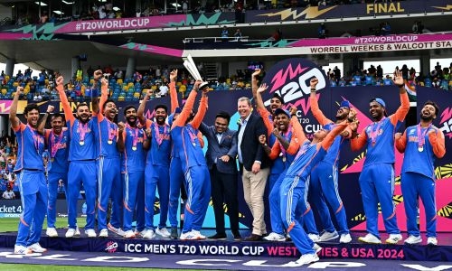 Kohli leads India to T20 glory