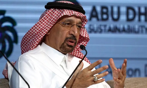 Saudi to extend oil cuts: Minister 