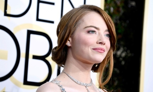 Emma Stone wins Globe for best actress in musical for 'La La Land'