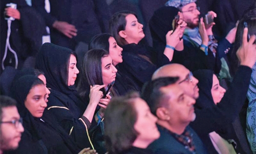 Authorities start issuing cinema licences in Saudi
