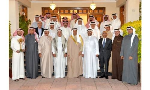 Al Hawaj family celebrates Speaker Al Asoomi achievements