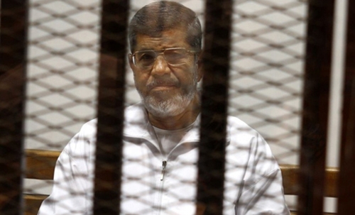 Egypt court suggests death for 6 but not Morsi