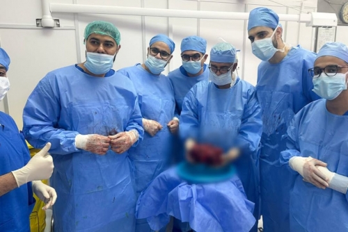 Major Medical Milestone: Public Hospital Surgeons in Bahrain Remove Large Kidney Tumor from 50-Year-Old Patient