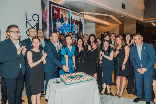 Hilton Bahrain Celebrates 2nd Anniversary with Surprise Flash Mob